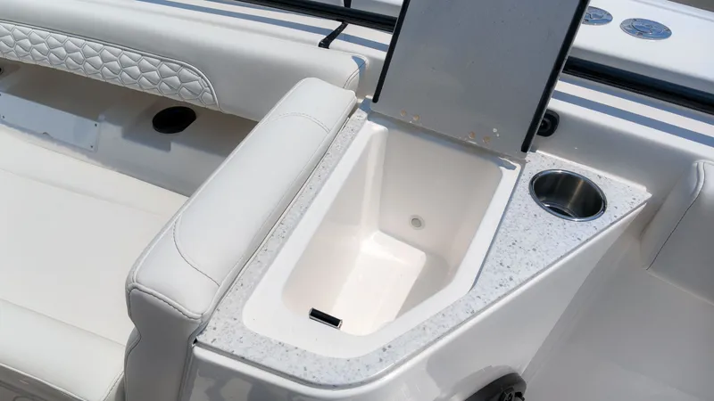 Slide: The Image of Tidewater 330CC 2027 - 27