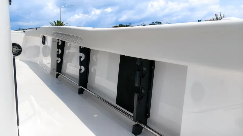 Slide: The Image of Tidewater 330CC 2027 - 10