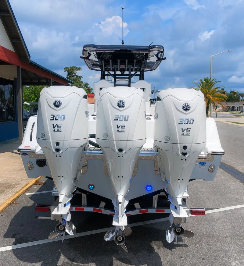 Slide: The Image of Tidewater 330CC 2027 - 7
