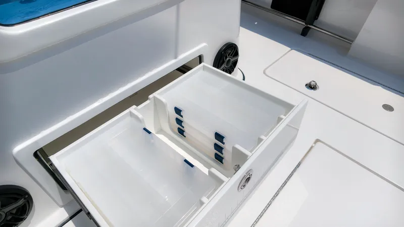 Slide: The Image of Tidewater 330CC 2027 - 18