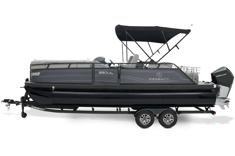 Slide: The Image of Regency 230 LE3 Sport 2025 - 6