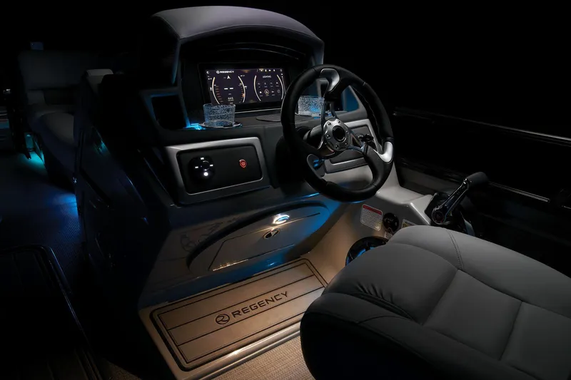 Slide: The Image of Regency 230 LE3 Sport 2025 - 52