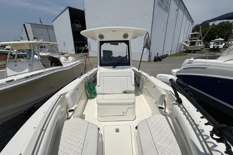 Slide: The Image of Pursuit S 248 Sport - 11