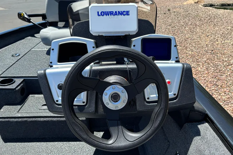 Slide: The Image of Steering console of 2027 Tracker Pro Team 175 boat with Lowrance electronics. - 4