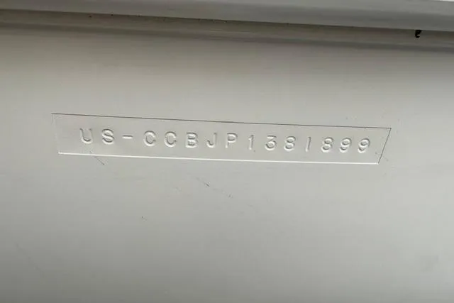 Slide: The Image of Hull identification number on 1999 Chris-Craft 200 Bowrider SS boat. - 38