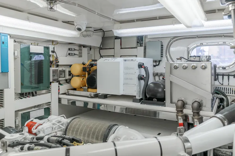 Slide: The Image of Ocean Alexander 68 MOTOR YACHT 2010 - 64