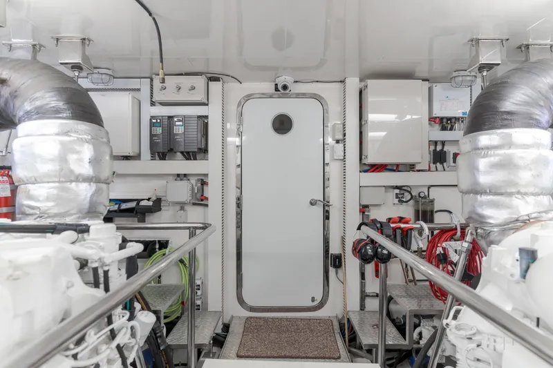Slide: The Image of Ocean Alexander 68 MOTOR YACHT 2010 - 66