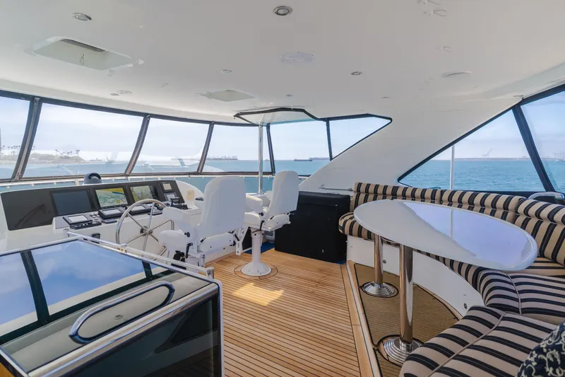 Slide: The Image of Ocean Alexander 68 MOTOR YACHT 2010 - 52