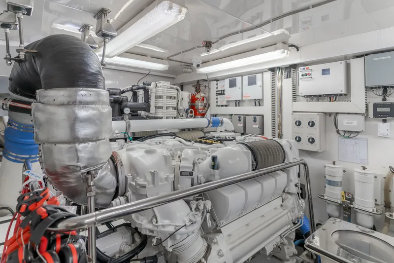 Slide: The Image of Ocean Alexander 68 MOTOR YACHT 2010 - 65