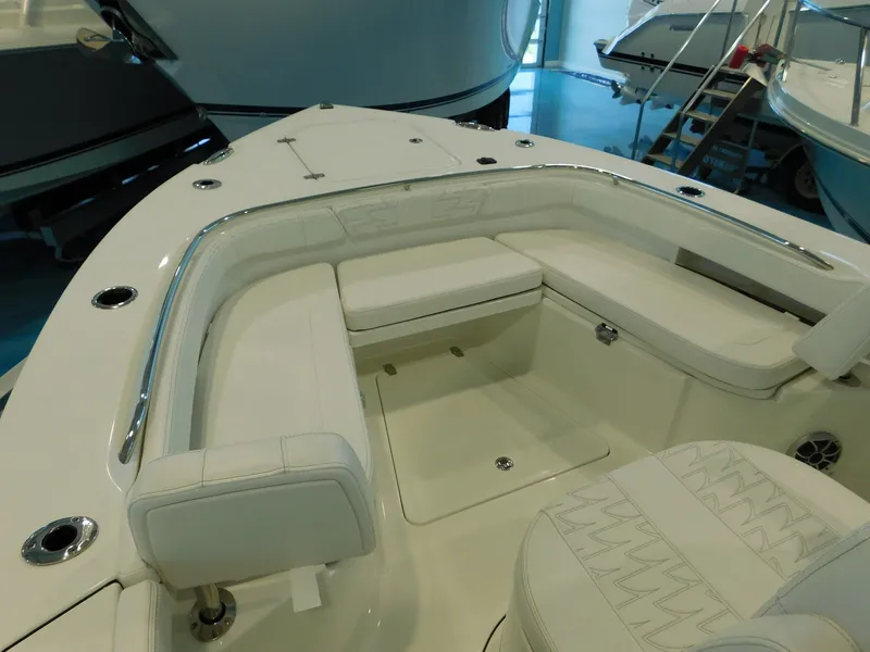 Slide: The Image of Parker Marine 2540 254 Fathom 2026 - 14