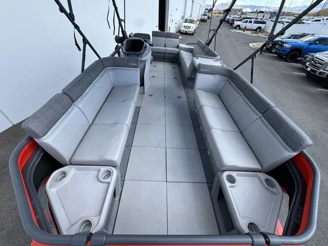 Slide: The Image of Sea-Doo Switch Sport 21 2024 - 6