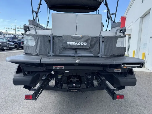 Slide: The Image of Sea-Doo Switch Sport 21 2024 - 4