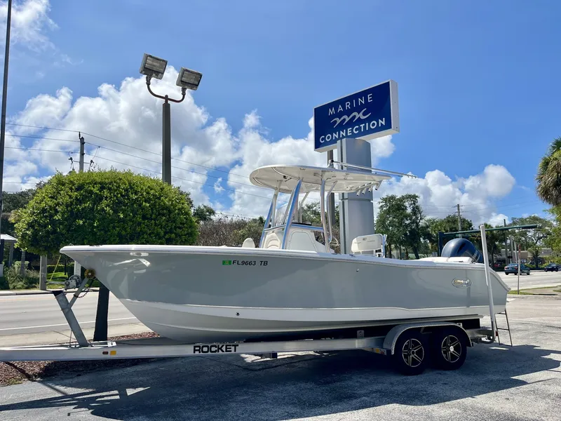 The Image of Sea Hunt Ultra 234 2022 - undefined