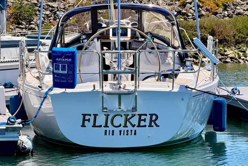 Slide: The Image of 2001 J Boats J/32 sailboat "Flicker" docked at Rio Vista marina. - 6