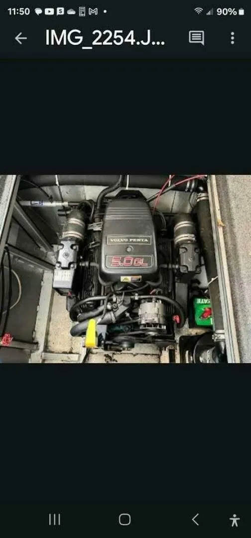 Slide: The Image of Engine compartment of a 2000 Sumerset 75 Houston with a 5.0L V8 engine. - 16