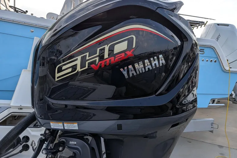 Slide: The Image of Yamaha SHO VMAX outboard motor on 2021 Pathfinder 2200 TRS boat. - 7