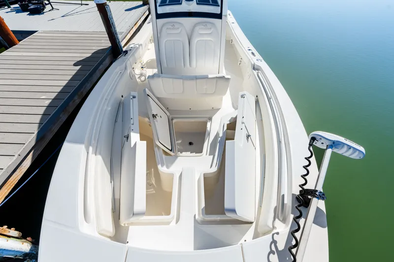 Slide: The Image of Regulator Marine 24XO 2021 - 9