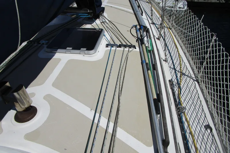 Slide: The Image of Starboard bow - 11