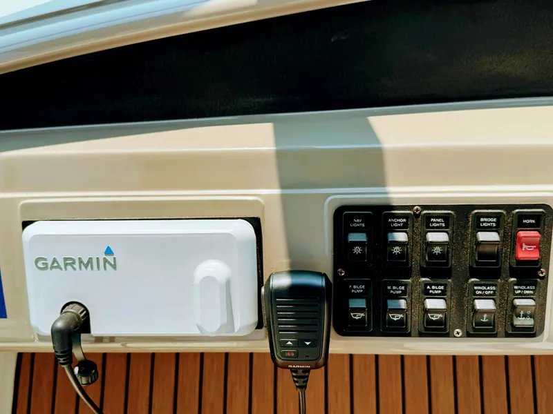 Slide: The Image of Carver Yachts 450 Voyager Pilothouse 1999 - 40