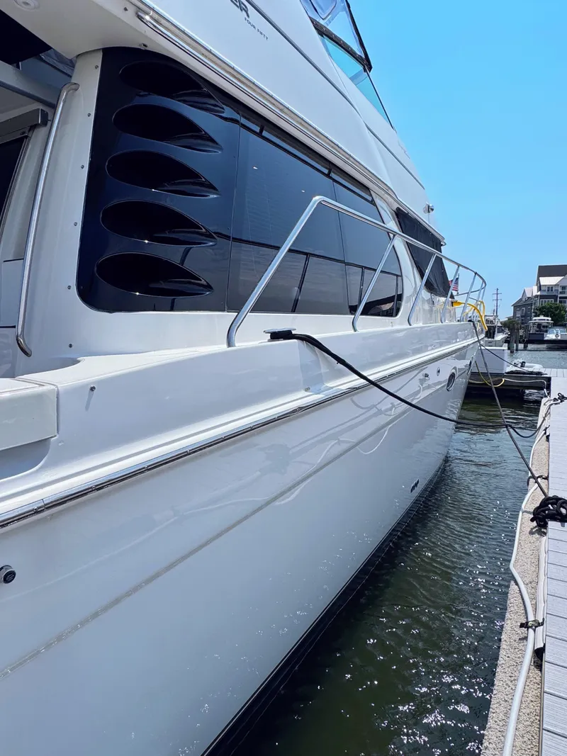 Slide: The Image of Carver Yachts 450 Voyager Pilothouse 1999 - 15