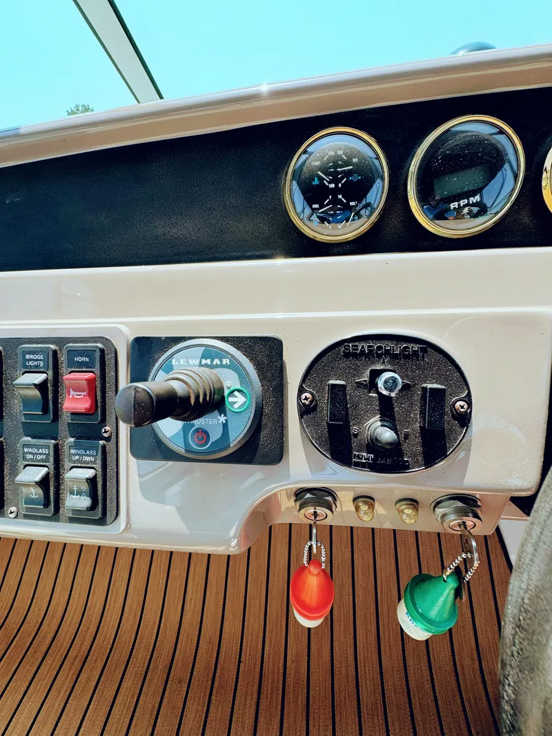 Slide: The Image of Carver Yachts 450 Voyager Pilothouse 1999 - 36