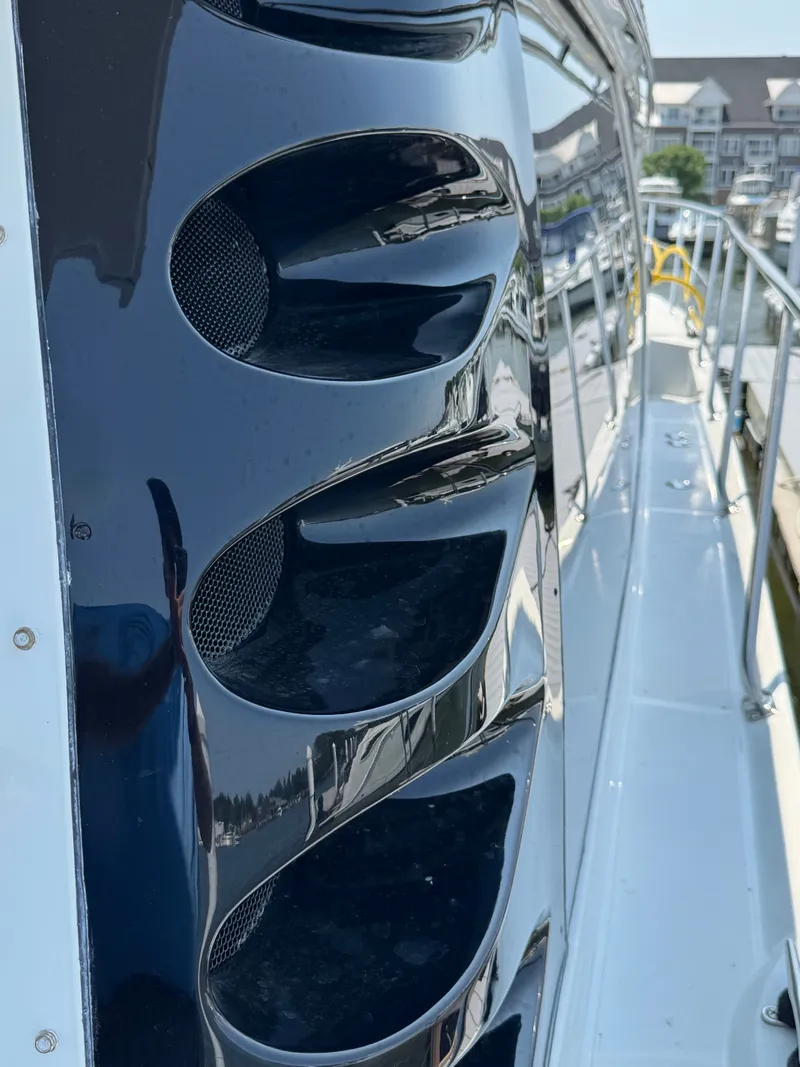 Slide: The Image of Carver Yachts 450 Voyager Pilothouse 1999 - 19