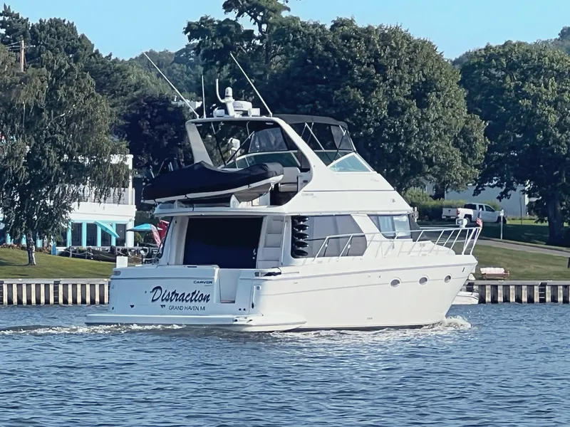 Slide: The Image of Carver Yachts 450 Voyager Pilothouse 1999 - 5