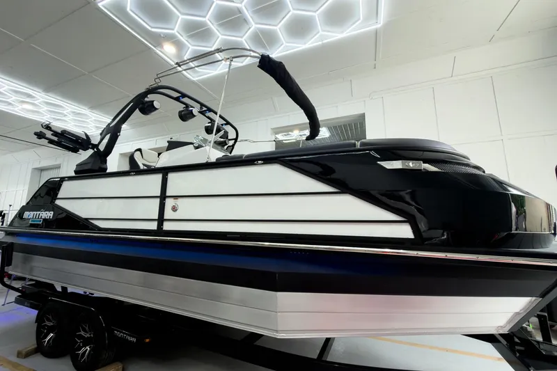 The Image of Montara Surf Boss 2.0 - SL 25' 2025 - undefined