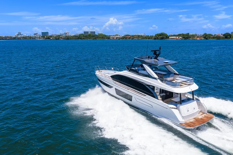 Slide: The Image of Azimut 68 2025 - 19