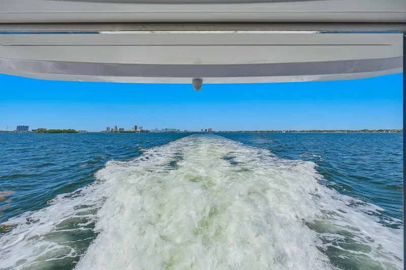 Slide: The Image of Azimut 68 2025 - 130