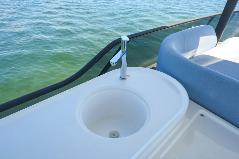 Slide: The Image of Azimut 68 2025 - 82