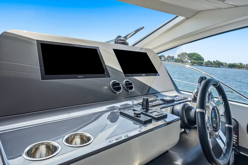 Slide: The Image of Azimut 68 2025 - 159