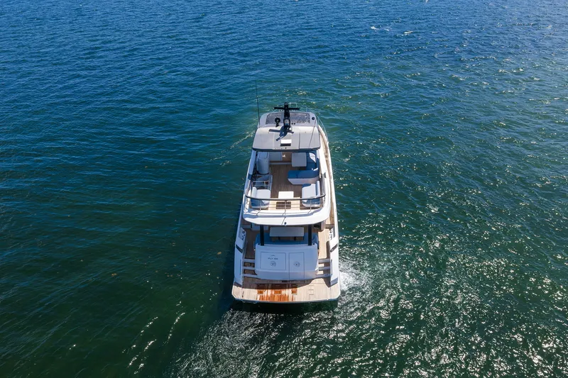 Slide: The Image of Azimut 68 2025 - 17