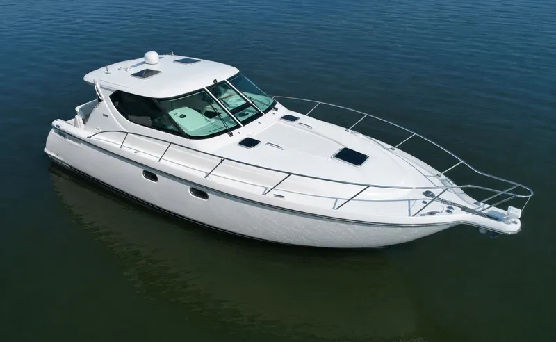 The Image of Tiara 4300 Sovran 2006 - 0