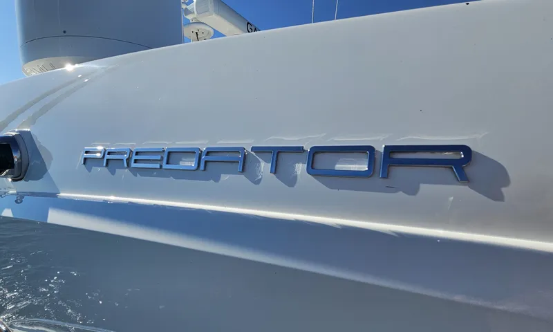 Slide: The Image of Sunseeker Predator 60 2014 - 57