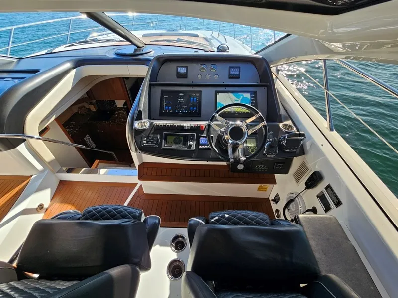 Slide: The Image of Sunseeker Predator 60 2014 - 29