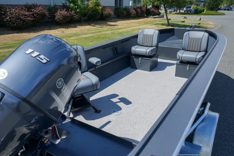 Slide: The Image of 2027 Alumaweld Adventurer 20 boat with Yamaha 115 engine, featuring spacious seating and sleek design. - 5