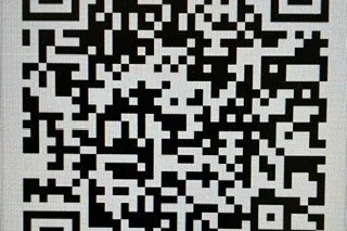Slide: The Image of QR code for Hunter 38, 2008 model. - 32