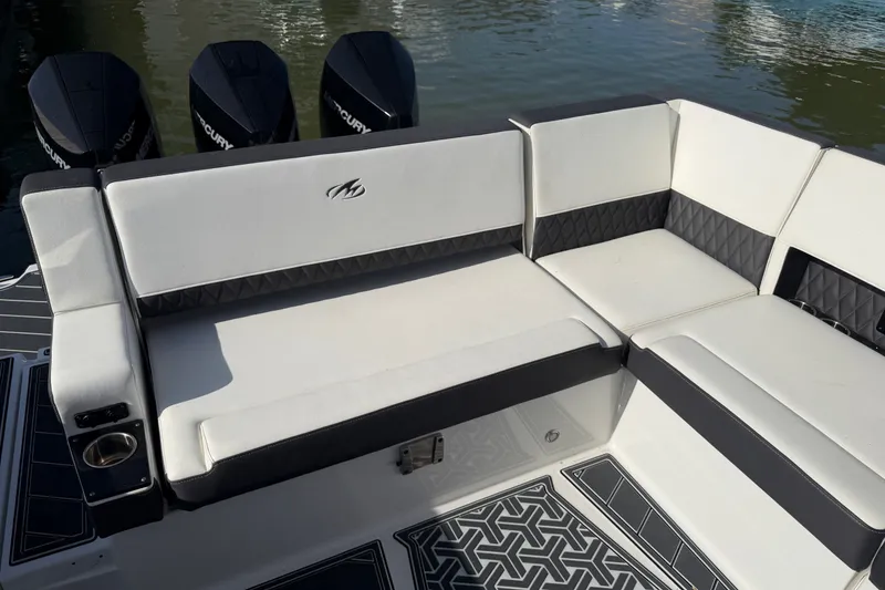 Slide: The Image of Luxury seating on a 2021 Monterey 385SE Super Express boat, featuring sleek design and comfort. - 27