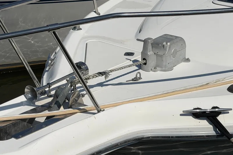 Slide: The Image of Bow of a 1996 Sea Ray Sundancer 330 with anchor and winch system. - 7