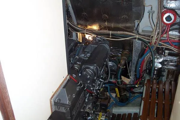 Slide: The Image of Spotless Yanmar - 6