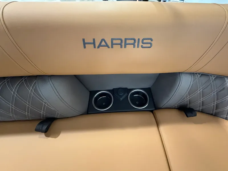 Slide: The Image of Harris 230CR 2027 - 26