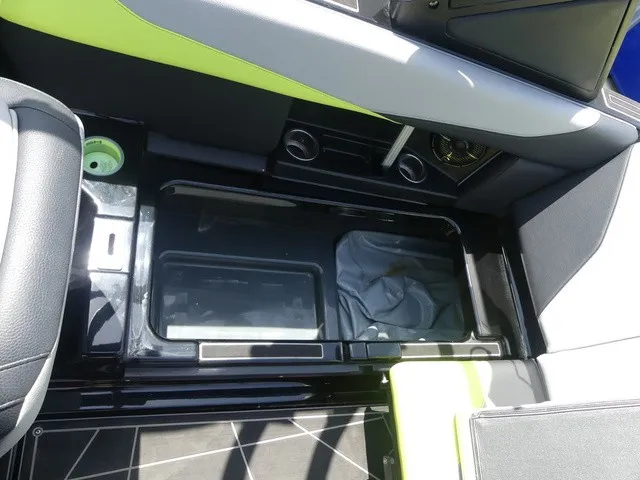 Slide: The Image of ATX 22 TYPE-S 2022 - 24