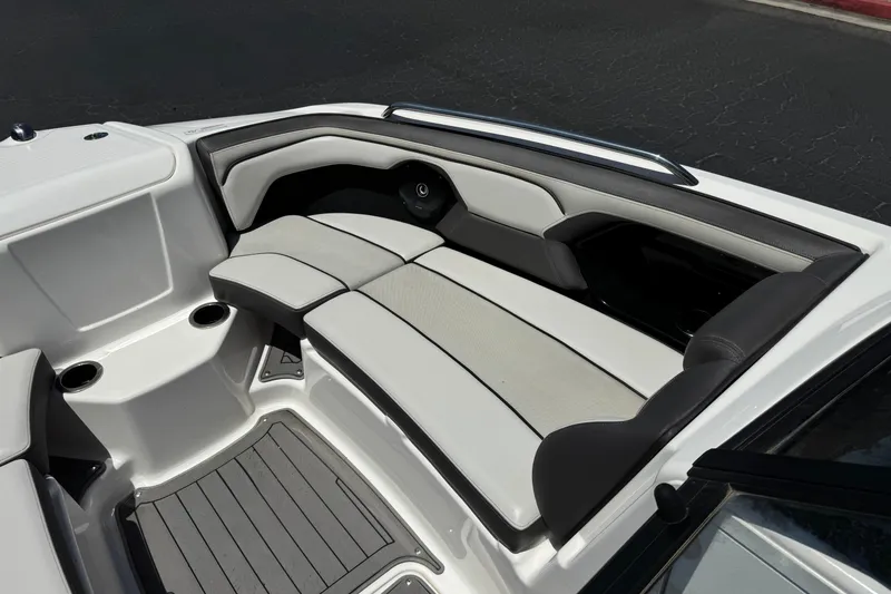 Slide: The Image of Interior seating of a 2017 Yamaha Boats 212 Limited, featuring sleek, modern design. - 16