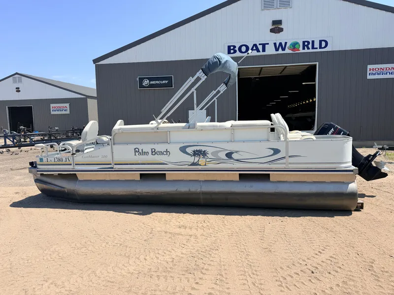 Slide: The Image of Palm Beach 200 CastMaster & 50HP Mercury 4Stroke 2004 - 51