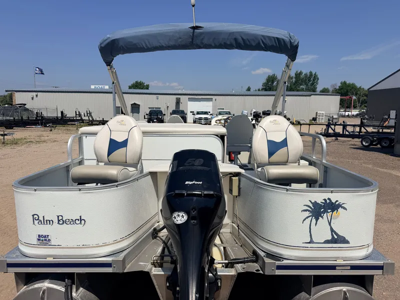 Slide: The Image of Palm Beach 200 CastMaster & 50HP Mercury 4Stroke 2004 - 38
