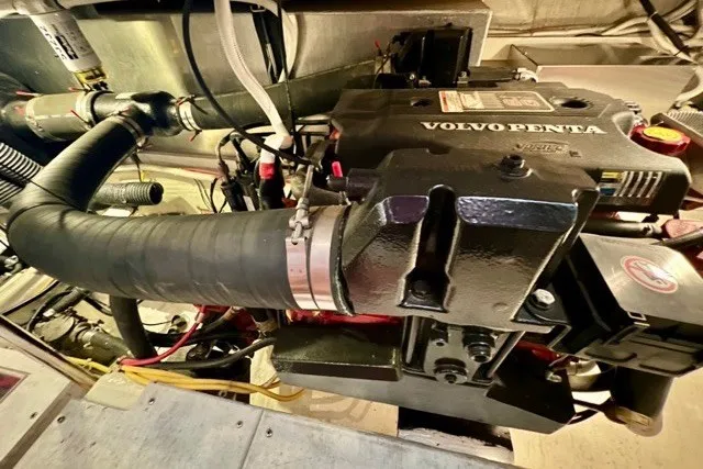 Slide: The Image of Engine room of a 2004 Carver 420 Mariner with Volvo Penta engine. - 41