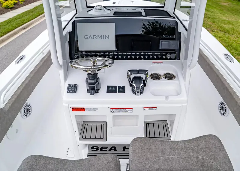 Slide: The Image of Sea Hunt Ultra 265SE 2027 - 15