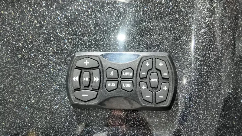 Slide: The Image of MasterCraft XStarS 2024 - 72