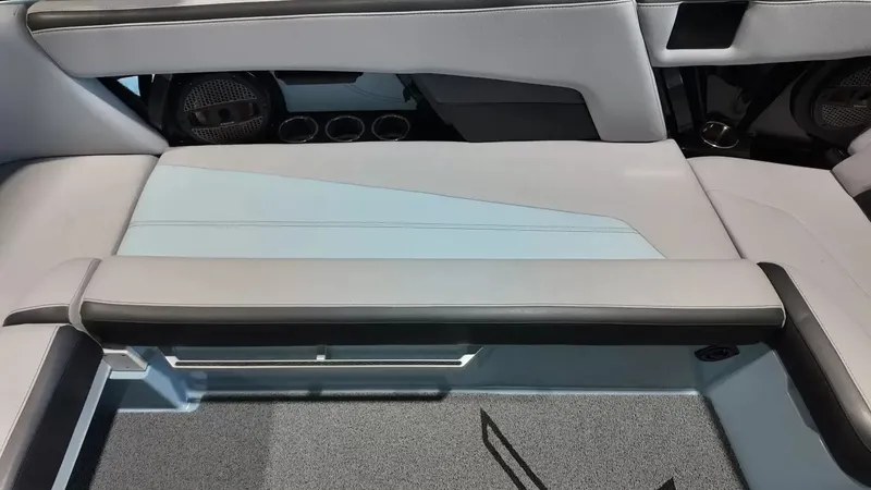 Slide: The Image of MasterCraft XStarS 2024 - 62